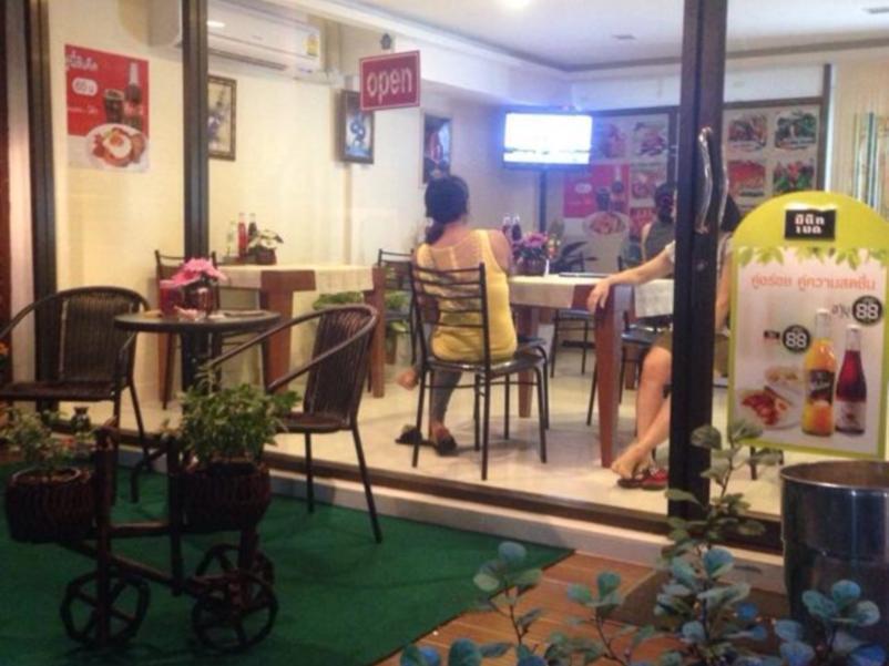 Tim Place - Bts Phra Khanong Bangkok Bagian luar foto